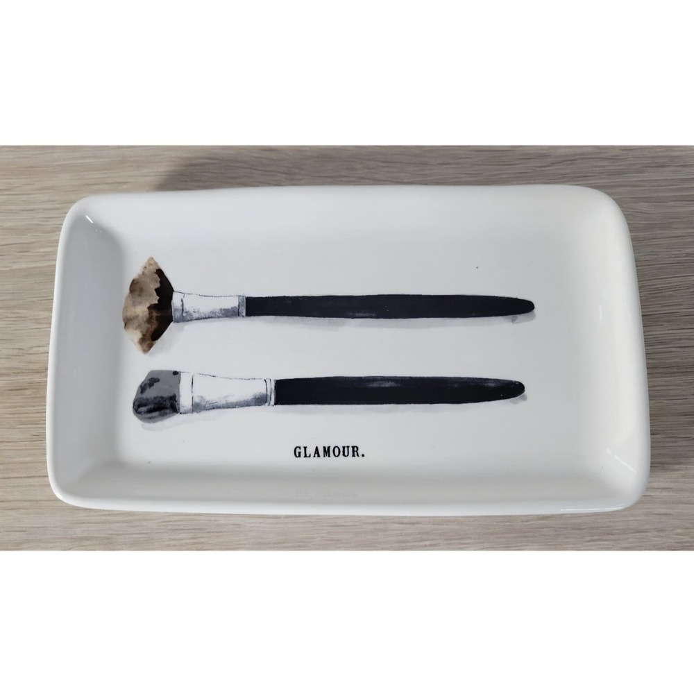 Rae Dunn Glamour Make up Brush‎ plate